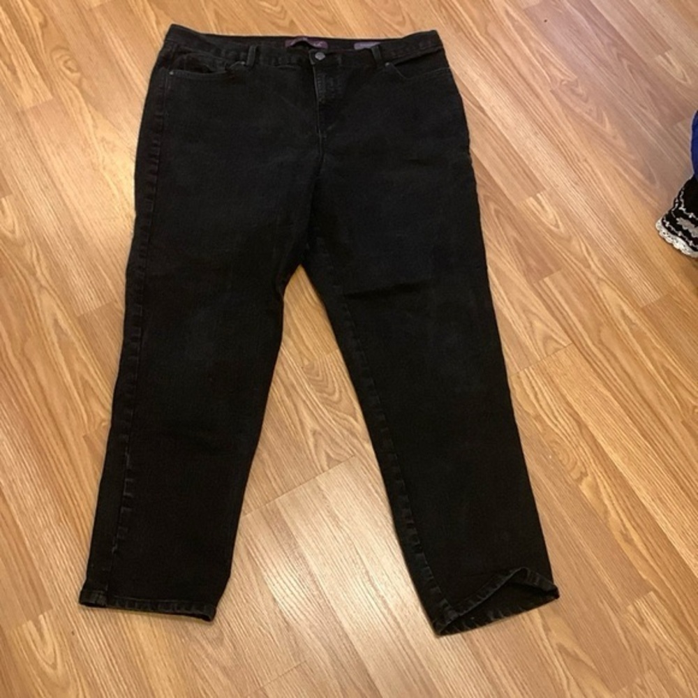 Gloria Vanderbilt Amanda Black Jeans Jewel Accented Pockets